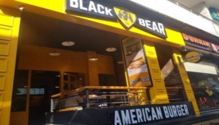 Blackbear American Burger entrance design in Cairo, Egypt